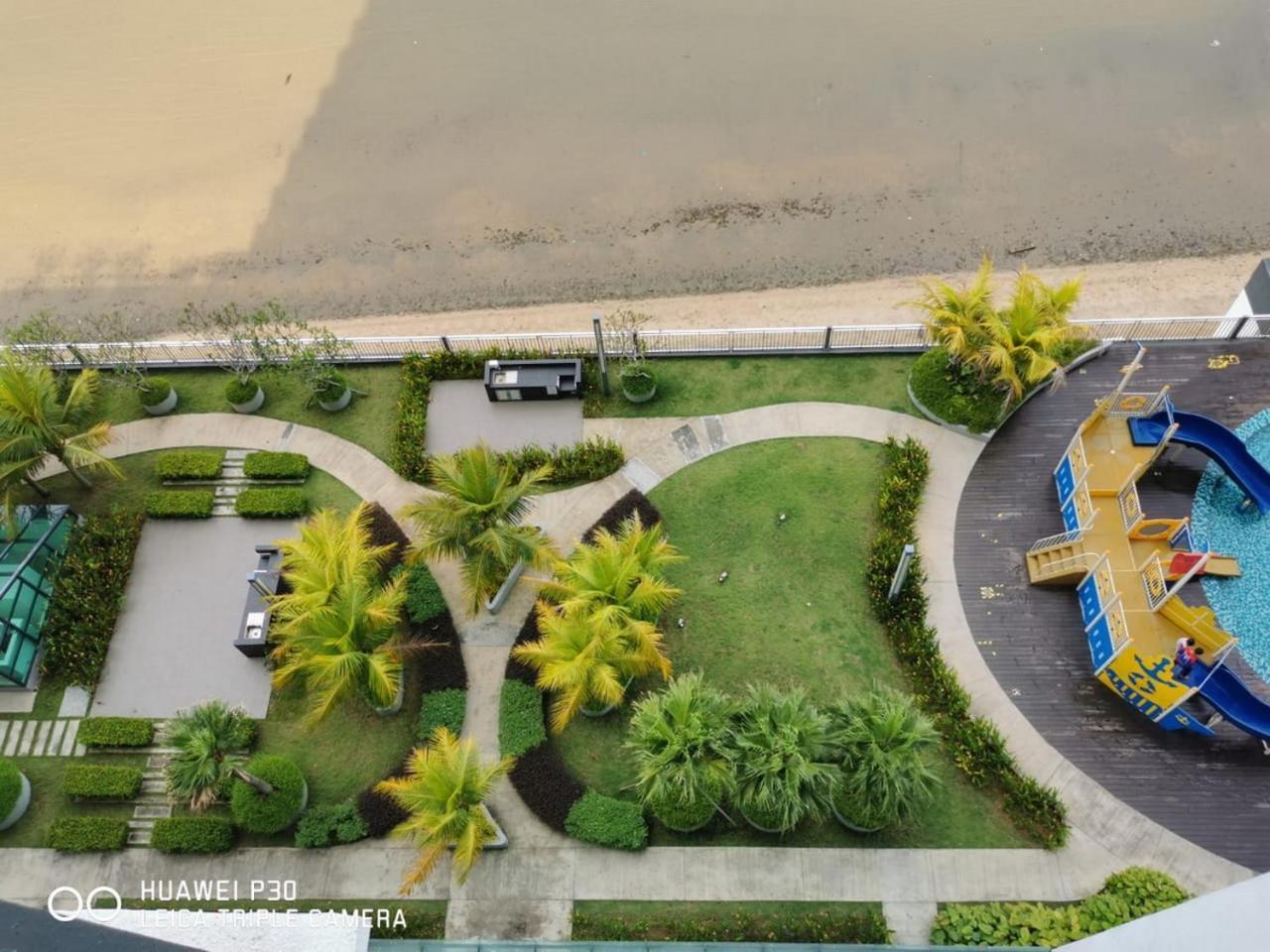 Leisure2 Imperium Residence Kuantan Seaview Studio Exterior photo