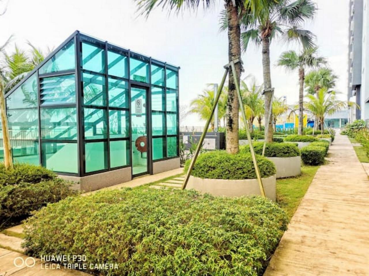 Leisure2 Imperium Residence Kuantan Seaview Studio Exterior photo